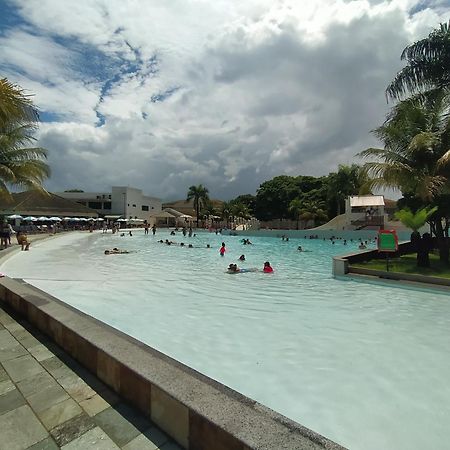 Lacqua Diroma, Mais Parque Acquatico Com Piscina De Ondas Caldas Novas Luaran gambar