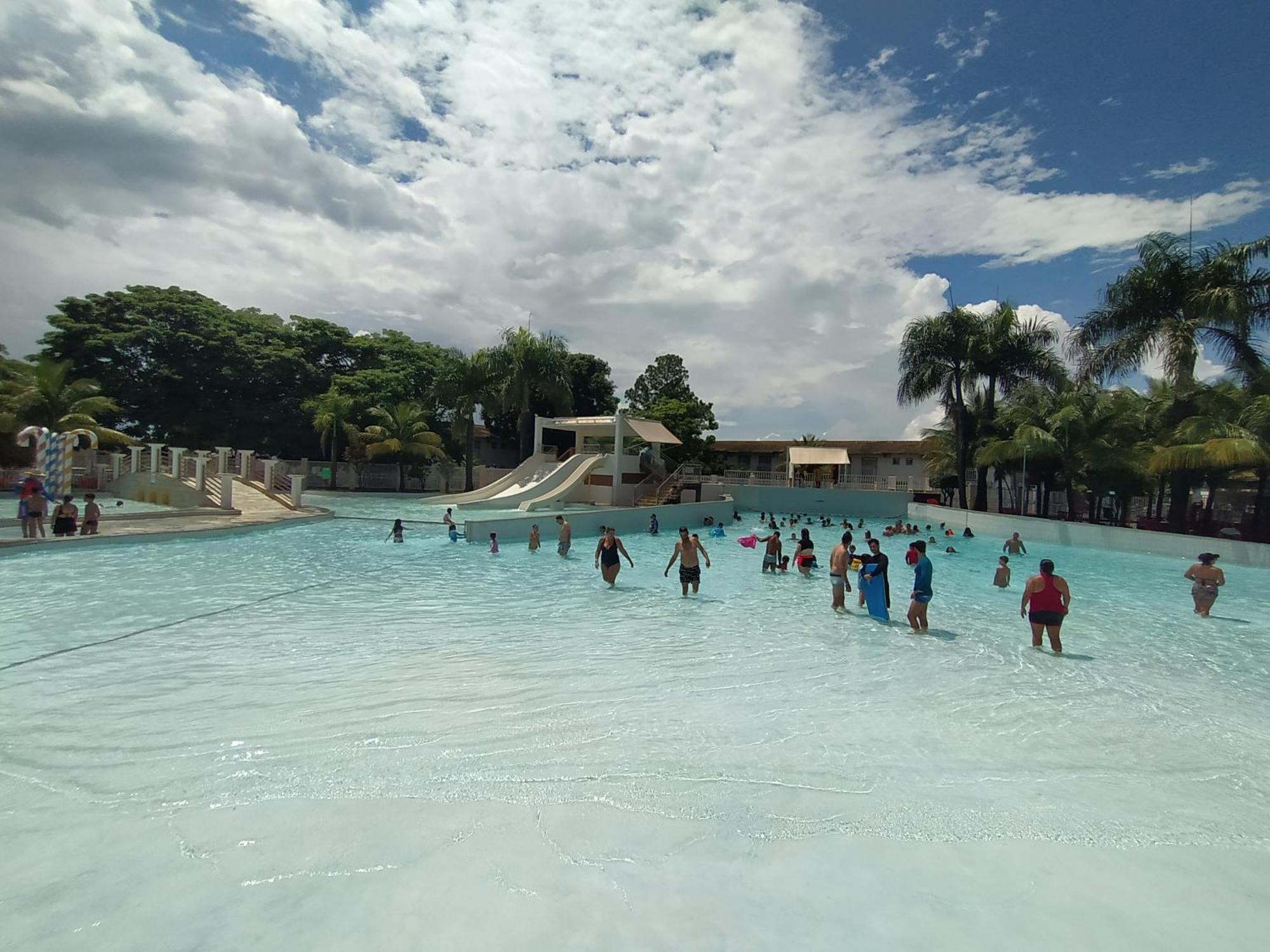 Lacqua Diroma, Mais Parque Acquatico Com Piscina De Ondas Caldas Novas Luaran gambar